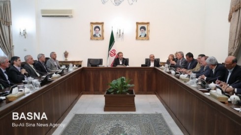 دانشگاه باید کانون حل مسائل کشور باشد