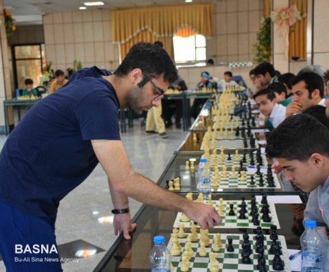 دومین دوره مسابقات شطرنج سیمولتانه امیرعلی دلاوری برگزار شد