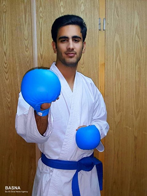 حسین سلطانی متهور مقام سوم مسابقات کاراته قهرمانی منطقه ۴ کشور را کسب کرد