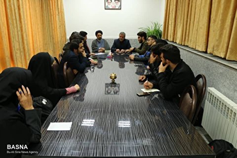 جلسه دبیران شورای صنفی با مدیر امور دانشجویی برگزار شد + گزارش تصویری