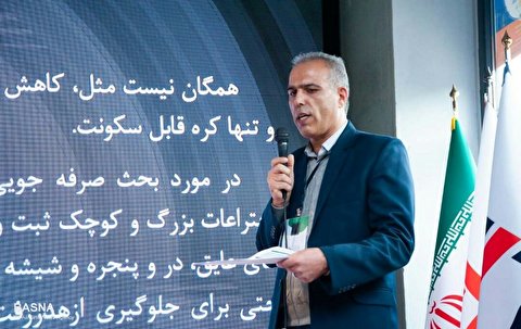 آستانه اتوماتیک درب که از انتقال کرونا جلوگیری می‌کند/ شرکت‌های خارجی برای همکاری اعلام آمادگی کرده‌اند، اما می‌خواهم تولید آن از ایران شروع شود + گزارش تصویری
