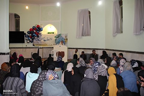 جشن  ولادت حضرت مهدی ( عج) در مجتمع آموزش عالی نهاوند برگزار شد + گزارش تصویری