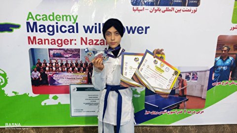 مهشید چراغی‌روشن دو مدال نقره از مسابقات بین‌المللی کاراته «نوید کاپ» کسب کرد