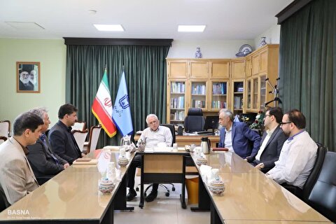 رئیس دانشگاه بوعلی‌سینا با مدیرکل ورزش و جوانان استان همدان دیدار و گفت‌و‌گو کرد + گزارش تصویری