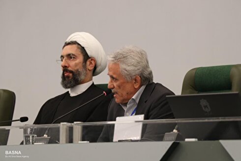 دانشگاه‌ها باید با تحولات هوش مصنوعی همگام شوند