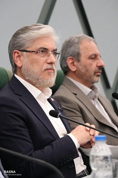 دانشگاه اگر نتواند انتظار جامعه را برآورده کند مشروعیت خود را از دست می‌دهد
