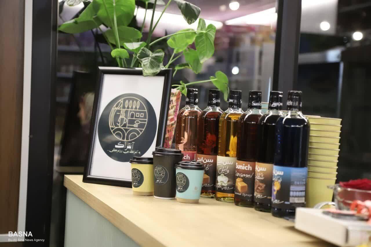 افتتاح «کافهخوابگاه بعثت» با تأکید رئیس دانشگاه بر رفاه، نشاط و امنیت دانشجویان