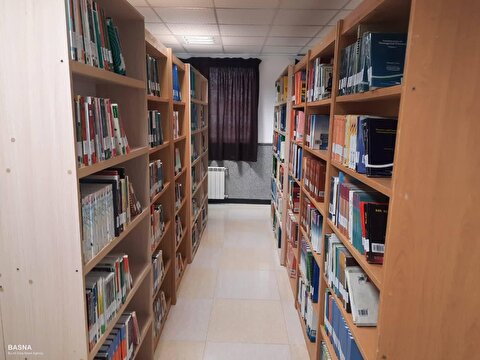 کتابخانه دانشکده مدیریت و حسابداری رزن به نرم‌افزار آذرسا متصل و افتتاح شد + گزارش تصویری